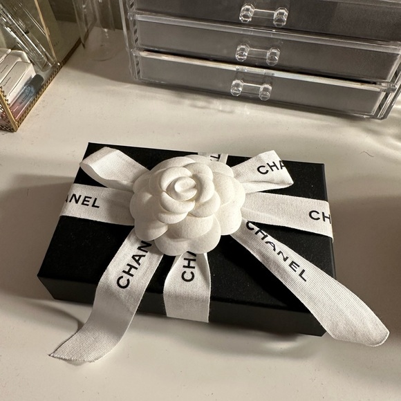 NWT Chanel Classic Caviar Cardholder in Beige - Picture 5 of 6